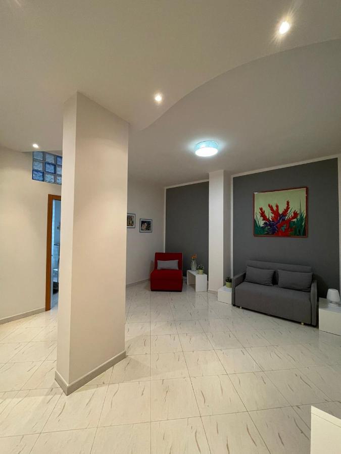 Comfort Apartment And Terrace Nel Cuore Di Bari Exteriér fotografie